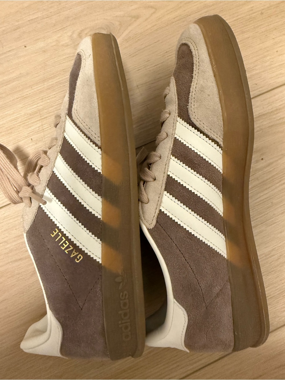 Adidas Women’s Beige & Cream Samba - Picture 8 of 9